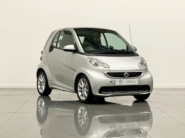 Smart Fortwo Coupe 1.0 Passion mhd 2dr Softouch Auto [2010] Coupe Petrol Metallic Silver at Phil Presswood Specialist Cars Brigg