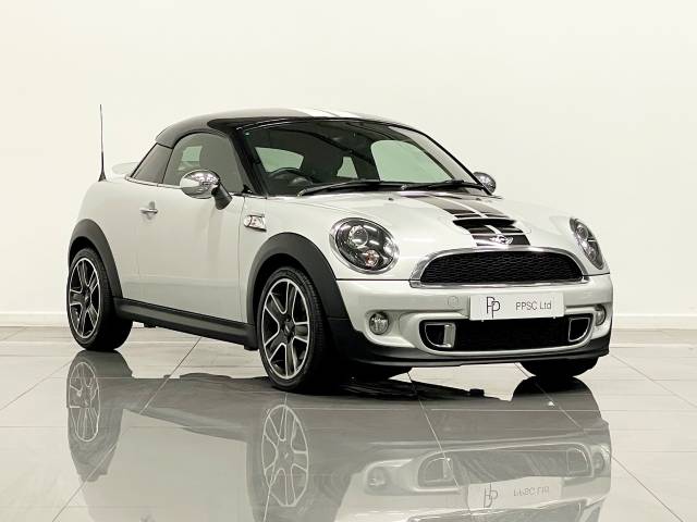 Mini Coupe 1.6 Cooper S 3dr Coupe Petrol White Silver Metallic at Phil Presswood Specialist Cars Brigg