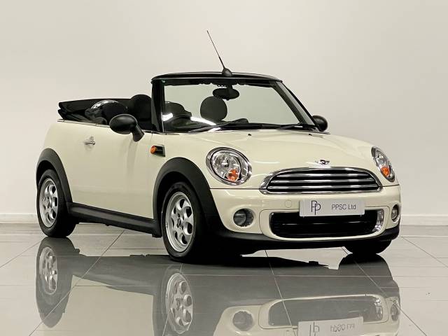 Mini Convertible 1.6 One 2dr Auto Convertible Petrol Pepper White at Phil Presswood Specialist Cars Brigg