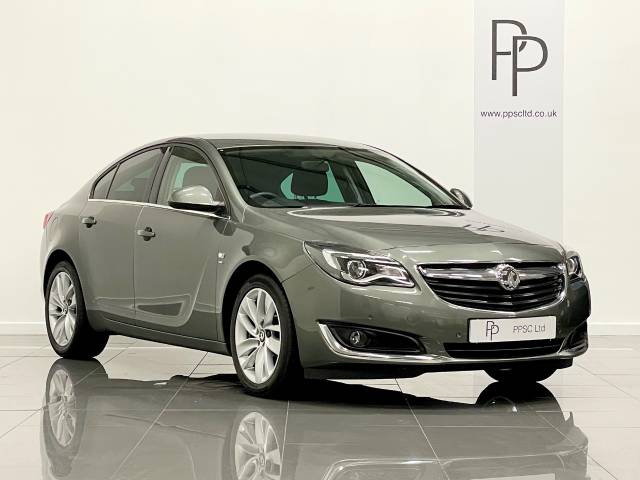 Vauxhall Insignia 1.4T SRi Nav 5dr [Start Stop] Hatchback Petrol Metallic Grey