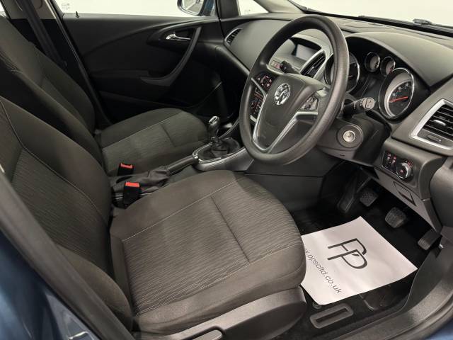 2014 Vauxhall Astra 1.3 CDTi 16V ecoFLEX Design 5dr [Start Stop]