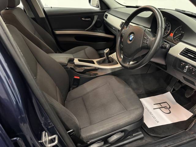 2011 BMW 3 Series 2.0 320d EfficientDynamics 4dr