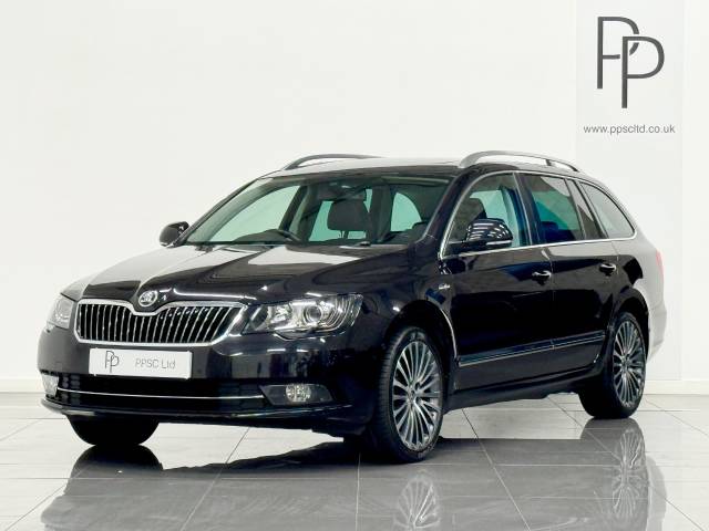 2014 Skoda Superb 2.0 TDI CR 170 Elegance 4X4 Lauren & Klement5dr DSG