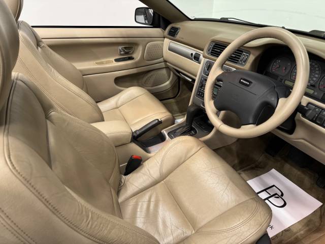 2005 Volvo C70 2.0 T 2dr Auto
