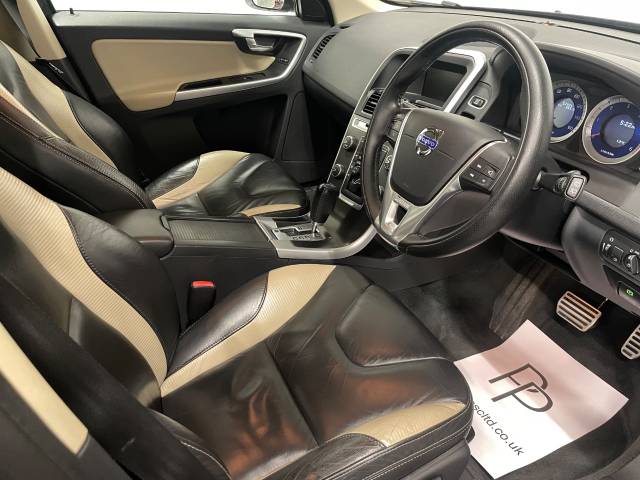 2011 Volvo XC60 2.4 D5 [205] R DESIGN 5dr AWD Geartronic