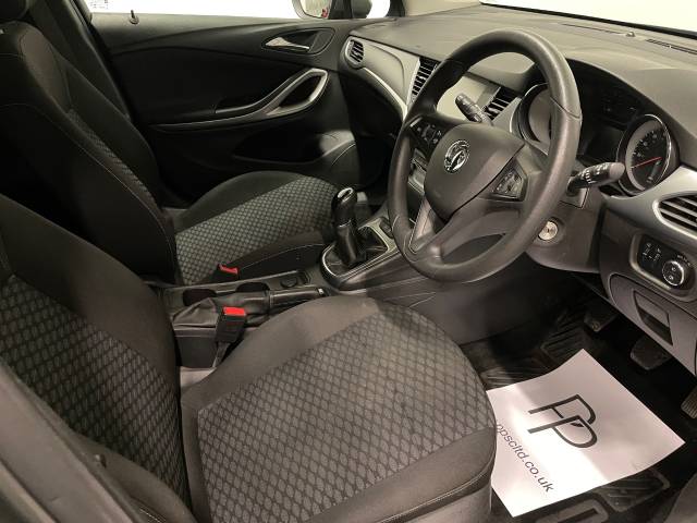 2018 Vauxhall Astra 1.6 CDTi 16V ecoTEC Design 5dr