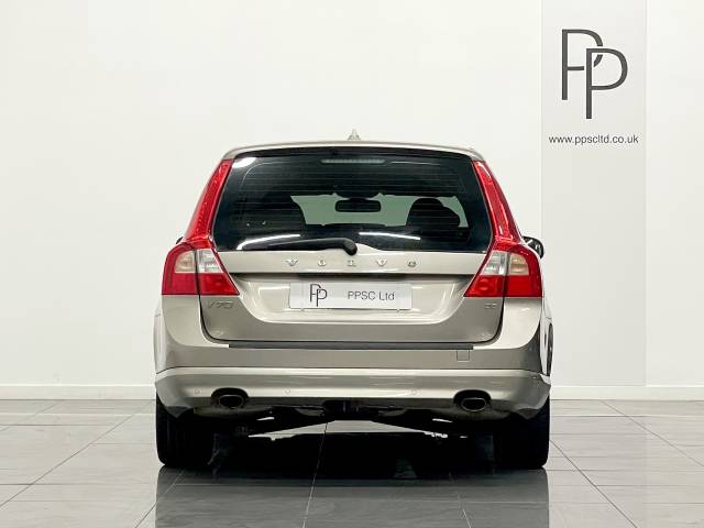 2010 Volvo V70 2.4 D5 [205] SE Lux 5dr Geartronic [Sat Nav]