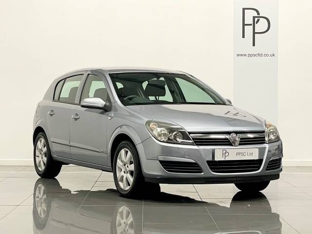 Vauxhall Astra 1.6i 16V Breeze 5dr Hatchback Petrol Metallic Grey