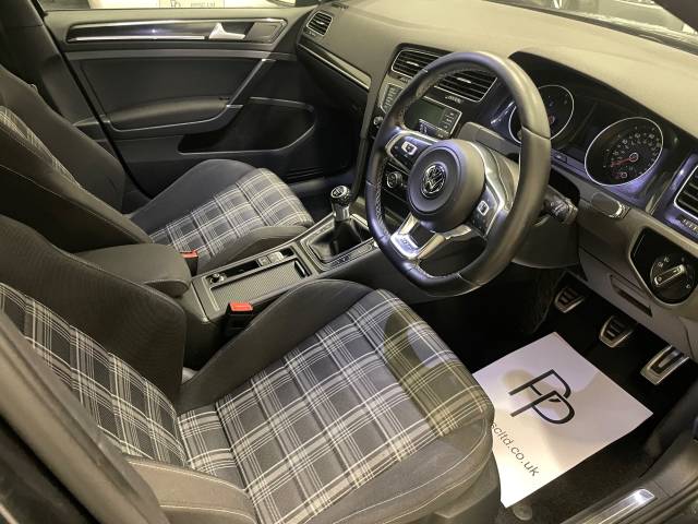 2016 Volkswagen Golf 2.0 TDI GTD 5dr