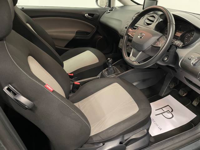 SEAT Ibiza 1.4 Toca 3dr Hatchback Petrol Metallic Grey