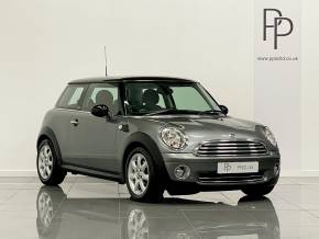 MINI HATCHBACK 2010 (10) at Phil Presswood Specialist Cars Brigg