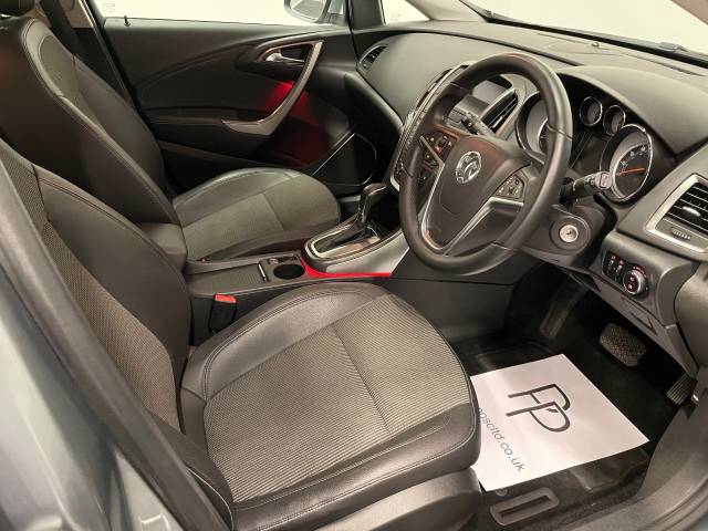 2011 Vauxhall Astra 2.0 CDTi 16V SE 5dr Auto