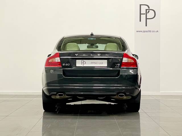 2010 Volvo S80 4.4 V8 AWD Executive 2007.5 4dr Geartronic