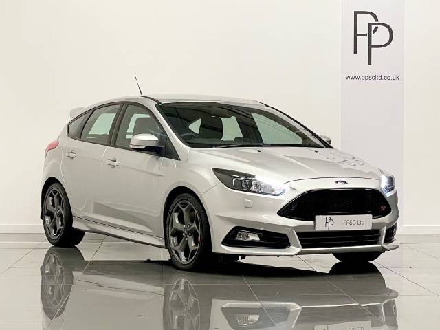 Ford Focus 2.0 TDCi 185 ST-3 5dr Hatchback Diesel Metallic Silver