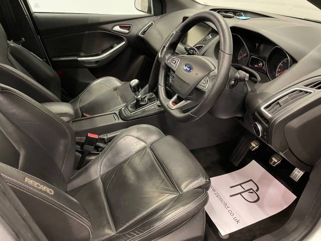 2016 Ford Focus 2.0 TDCi 185 ST-3 5dr