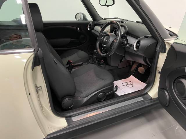 2011 Mini Convertible 1.6 One 2dr Auto