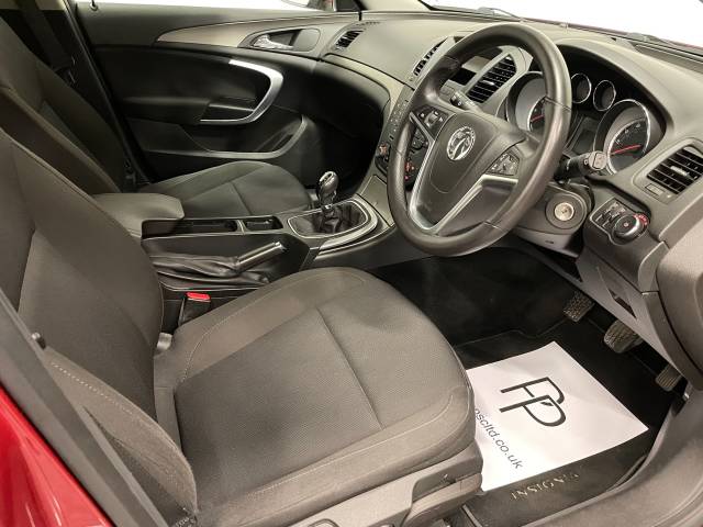 2009 Vauxhall Insignia 1.8i 16V Exclusiv 5dr