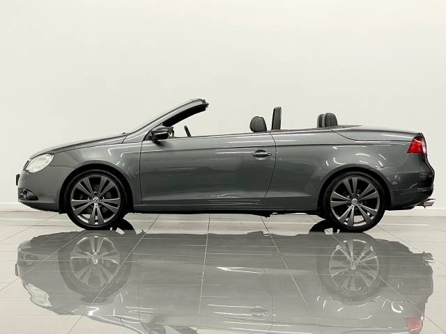 2010 Volkswagen Eos 2.0 TSI 210 Sport 2dr