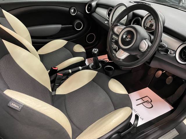 2008 Mini Hatchback 1.6 Cooper 3dr