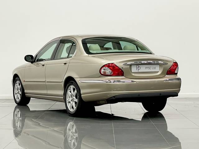 2002 Jaguar X-Type 2.0 V6 SE 4dr Auto