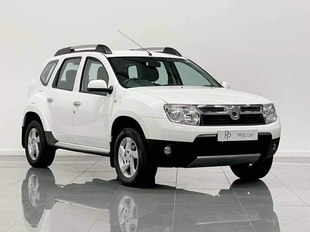 Dacia Duster 1.5 dCi 110 Laureate 5dr 4X4 Hatchback Diesel White
