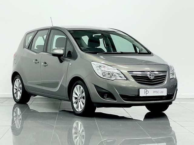 Vauxhall Meriva 1.4T 16V Active 5dr MPV Petrol Metallic Champagne Gold