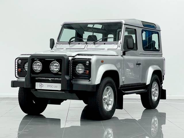 2006 Land Rover Defender 2.5 DEFENDER 90 SILVER TD5