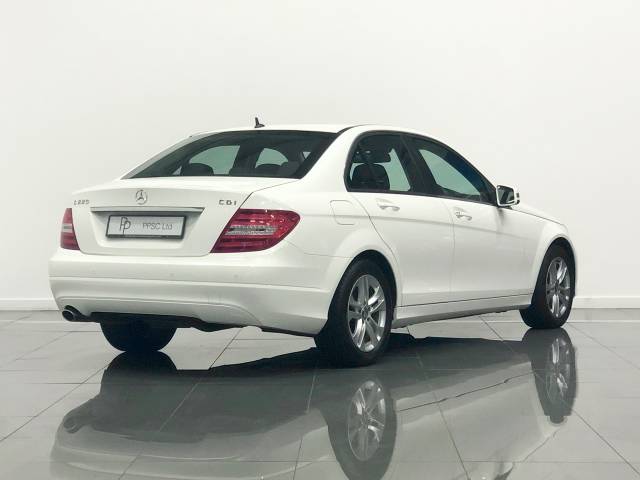 2013 Mercedes-Benz C Class 2.1 C220 CDI BlueEFFICIENCY Executive SE 4dr Auto