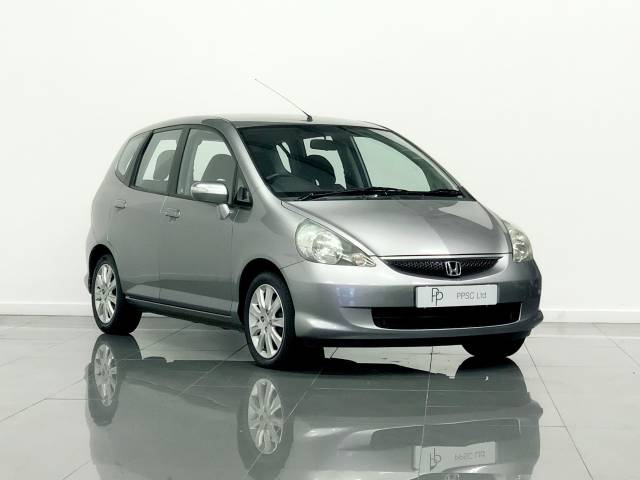 Honda Jazz 1.4 i-DSi SE 5dr CVT-7 Hatchback Petrol Metallic Silver