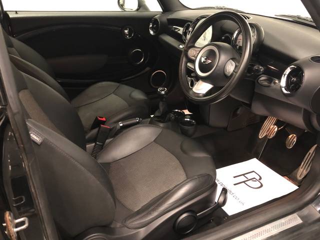 Mini Hatchback 1.6 Cooper S [184] 3dr Hatchback Petrol Black