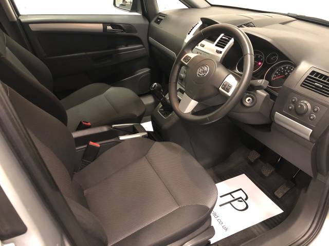 Vauxhall Zafira 1.6i [115] Energy 5dr MPV Petrol Metallic Silver