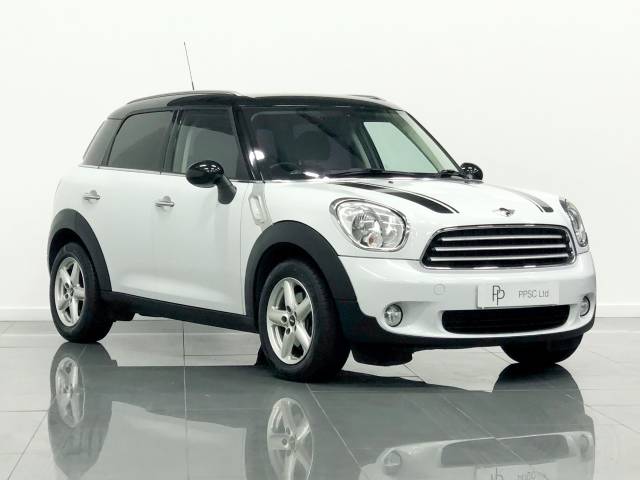 Mini Countryman 2.0 Cooper D 5dr Auto Hatchback Diesel White