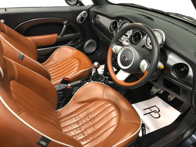 2008 Mini Convertible 1.6 Cooper S Sidewalk 2dr