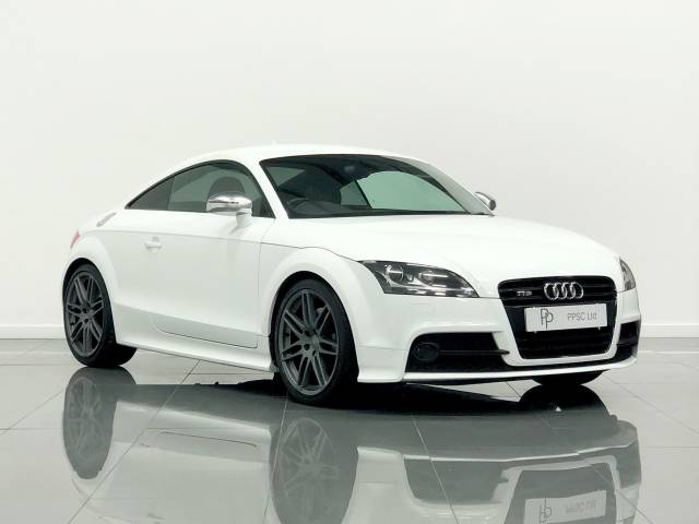 Audi TTS 2.0T FSI Quattro TTS Black Edition 2dr Coupe Petrol White