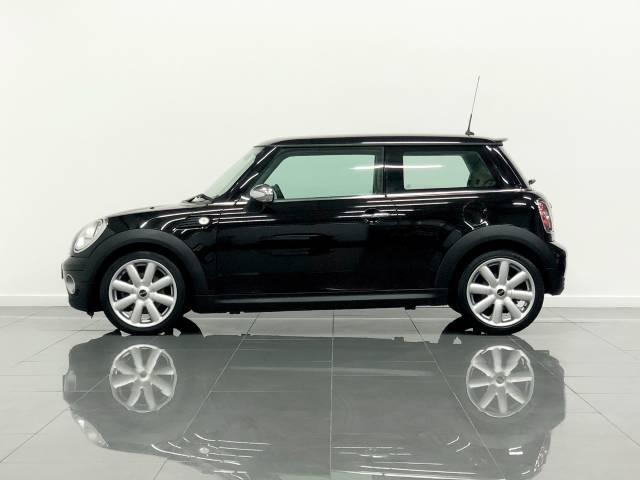 2010 Mini Hatchback 1.6 Cooper 3dr