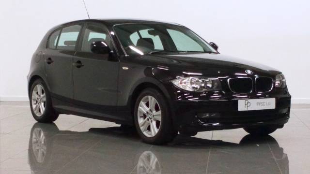 BMW 1 Series 2.0 118d SE 5dr Hatchback Diesel Swartz Black