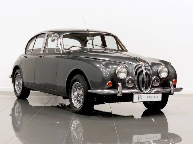 Jaguar Mark II 3.4 Saloon Petrol Metallic Grey