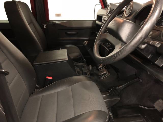 2014 Land Rover Defender XS Station Wagon TDCi [2.2]