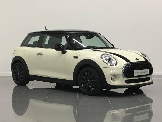 Mini Hatchback 1.5 Cooper 3dr Hatchback Petrol Pepper White