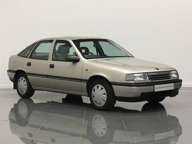 Vauxhall Cavalier 1.8 GL Hatchback Petrol Silver