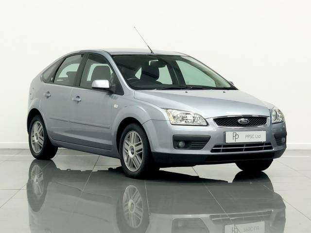 2004 Ford Focus 2.0 Ghia 5dr