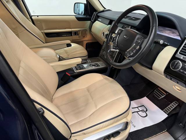 2012 Land Rover Range Rover 4.4 TDV8 Westminster 4dr Auto