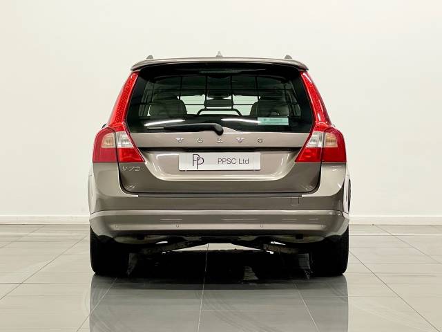 Volvo V70 3.2 SE Sport 5dr Geartronic Estate Petrol Metallic Grey
