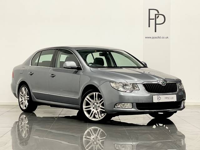Skoda Superb 2.0 TDI CR 170 Elegance 5dr DSG Hatchback Diesel Grey