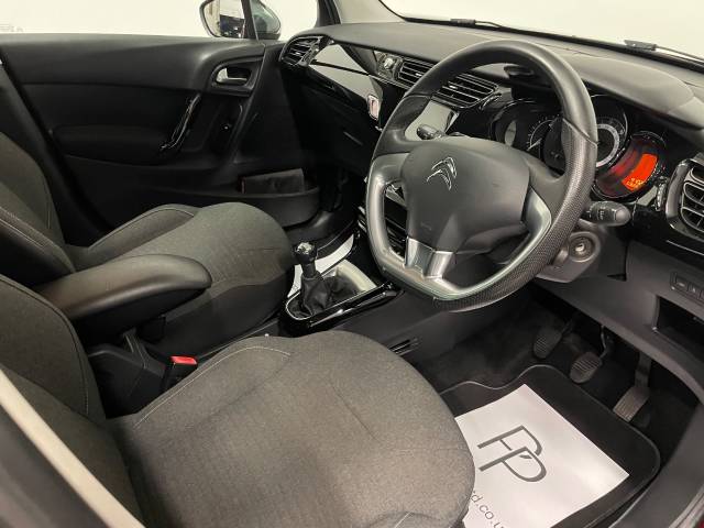 2016 Citroen C3 1.2 PureTech 110 Platinum 5dr
