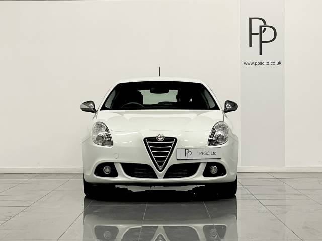 2015 Alfa Romeo Giulietta 2.0 JTDM-2 Distinctive 5dr