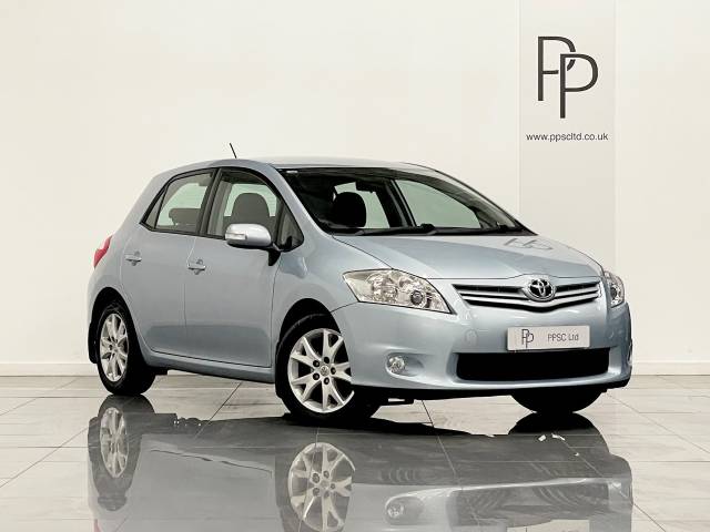 Toyota Auris 1.6 V-Matic Colour Collection 5dr Hatchback Petrol Ice Blue