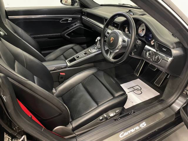 2014 Porsche 911 3.8 Carrera 4S 2dr PDK