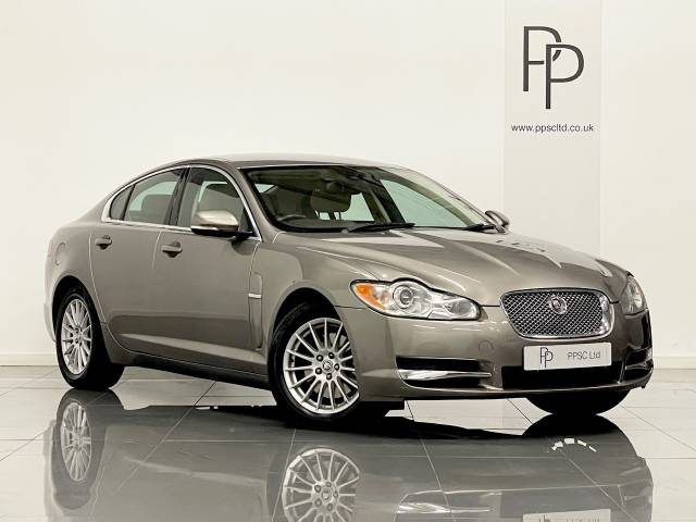 Jaguar XF 3.0 V6 Luxury 4dr Auto Saloon Petrol Grey