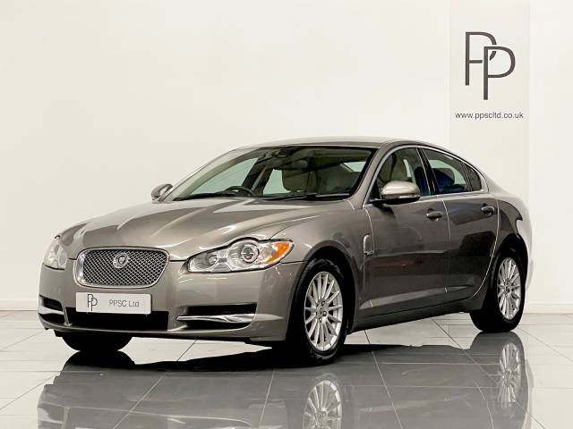 2010 Jaguar XF 3.0 V6 Luxury 4dr Auto